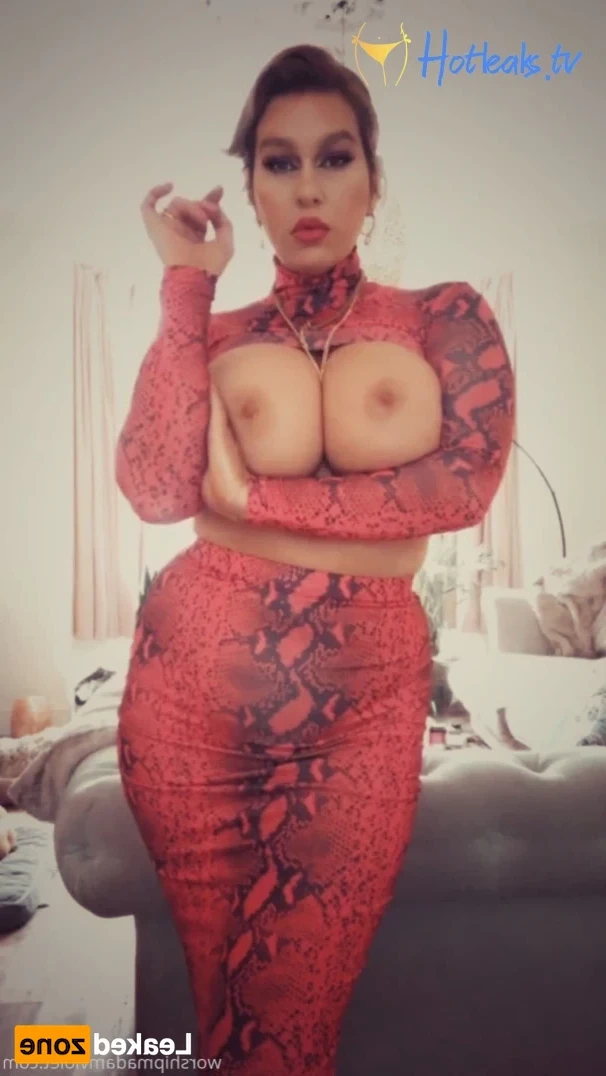 Madam Violet [ surrendersubmit ] Onlyfans leaked photo 14869780 on Hotleaks.tv