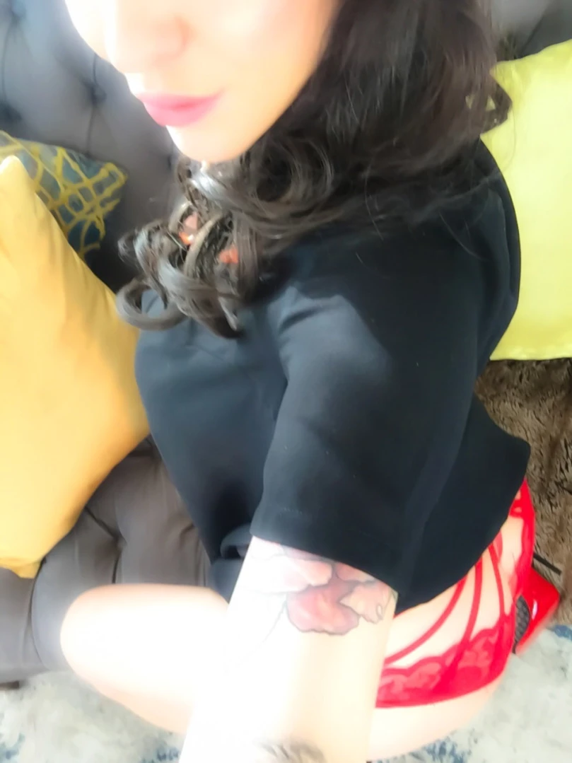 Madam Violet [ surrendersubmit ] Onlyfans leaked photo 14876283 on Hotleaks.tv