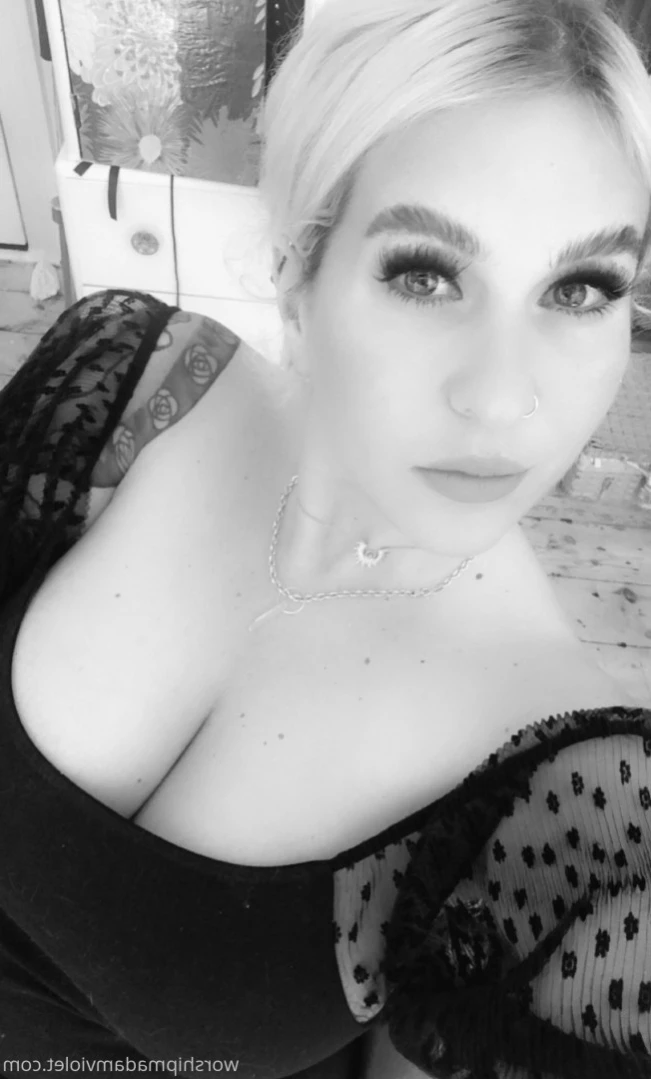 Madam Violet [ surrendersubmit ] Onlyfans leaked photo 14881926 on Hotleaks.tv