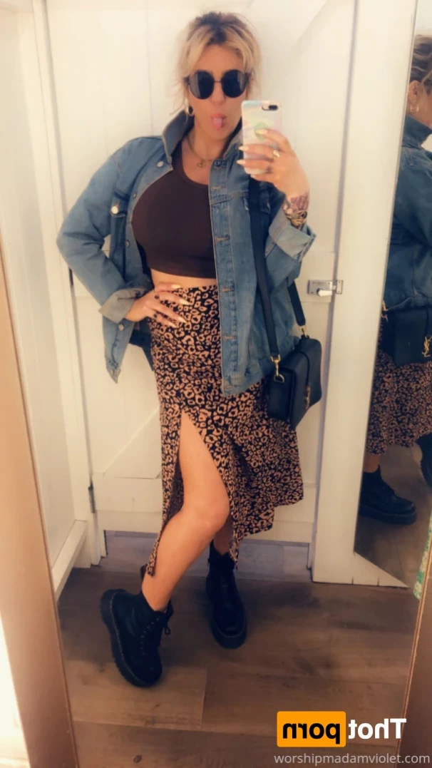 Madam Violet [ surrendersubmit ] Onlyfans leaked photo 14882591 on Hotleaks.tv