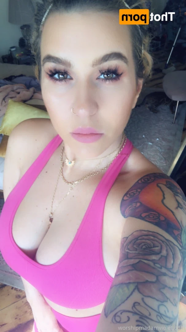 Madam Violet [ surrendersubmit ] Onlyfans leaked photo 14889338 on Hotleaks.tv