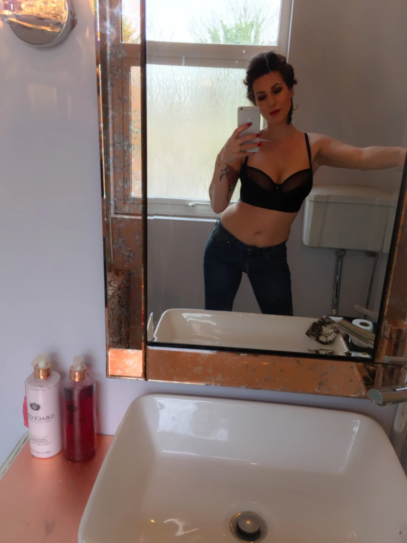 Madam Violet [ surrendersubmit ] Onlyfans leaked photo 14978313 on Hotleaks.tv