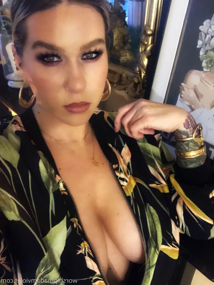 Madam Violet [ surrendersubmit ] Onlyfans leaked photo 15199140 on Hotleaks.tv