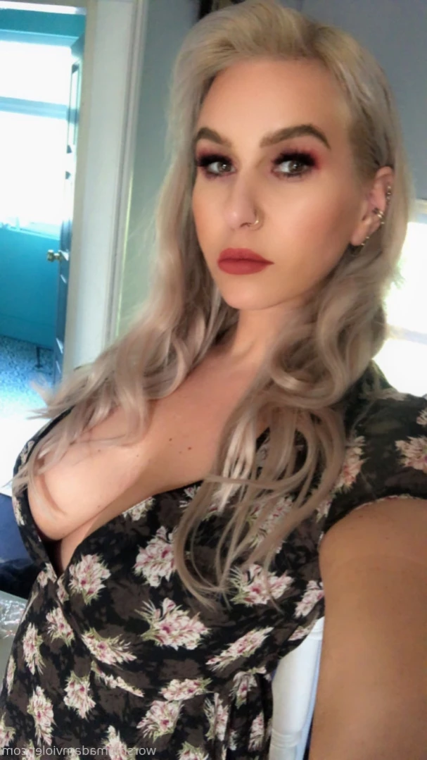 Madam Violet [ surrendersubmit ] Onlyfans leaked photo 15227885 on Hotleaks.tv