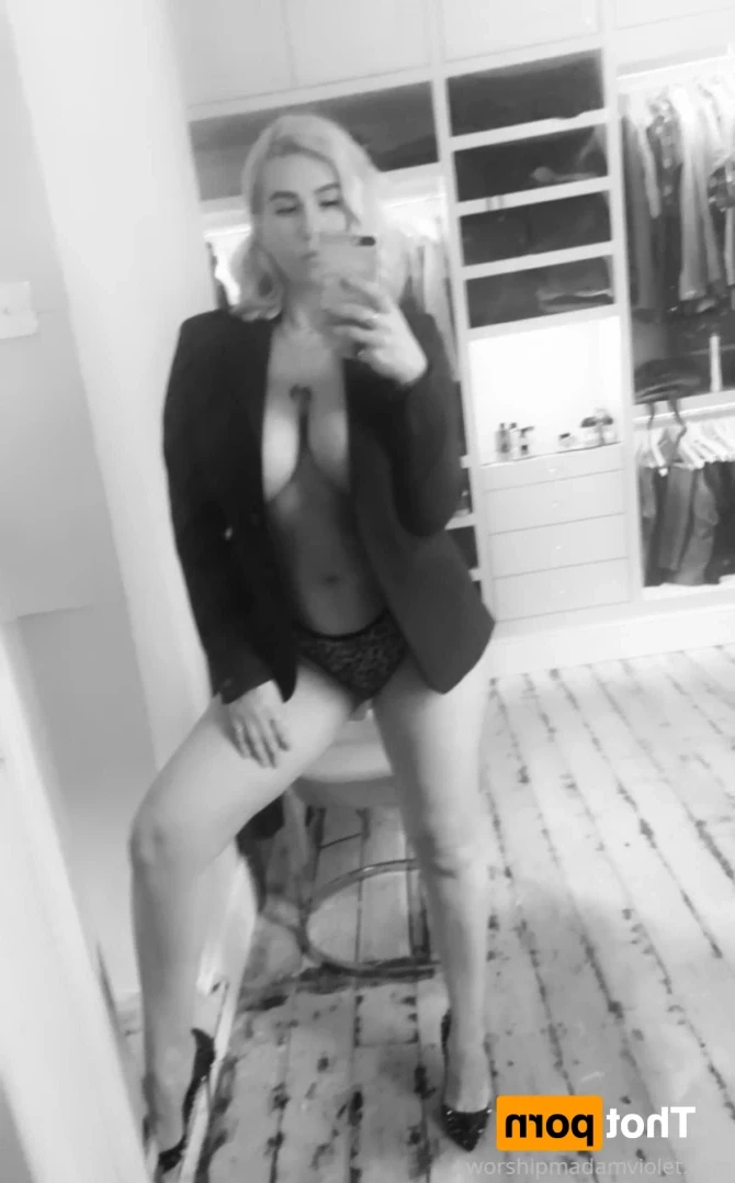 Madam Violet [ surrendersubmit ] Onlyfans leaked photo 15413022 on Hotleaks.tv