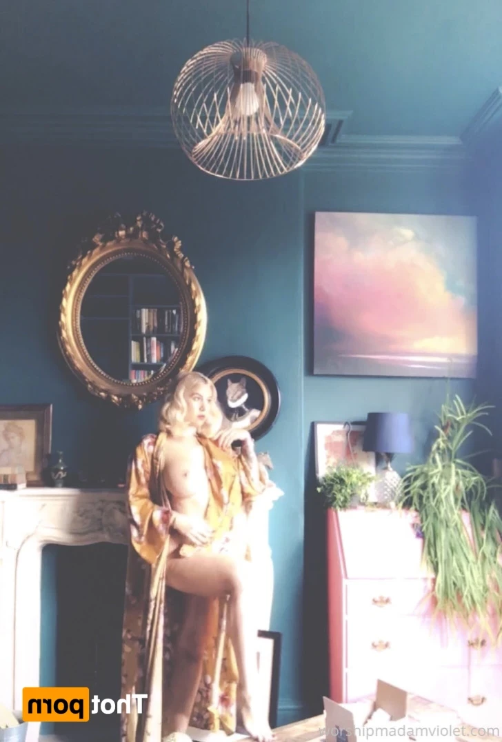 Madam Violet [ surrendersubmit ] Onlyfans leaked photo 15527192 on Hotleaks.tv