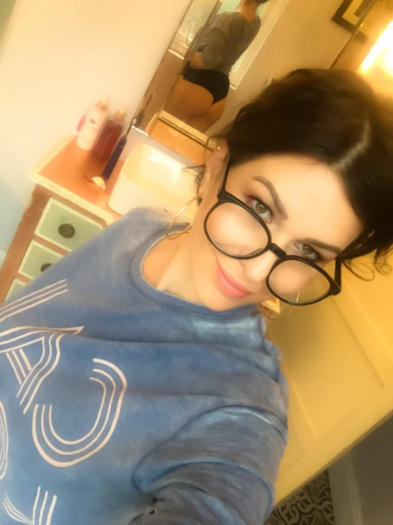 Madam Violet [ surrendersubmit ] Onlyfans leaked photo 15540741 on Hotleaks.tv