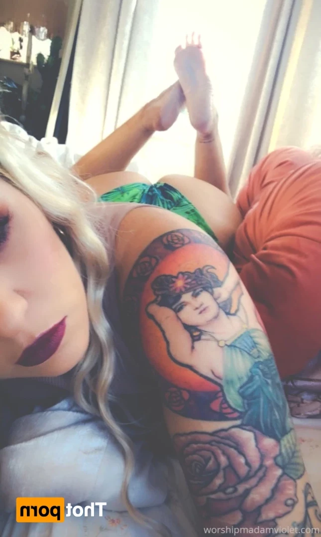 Madam Violet [ surrendersubmit ] Onlyfans leaked photo 15652534 on Hotleaks.tv