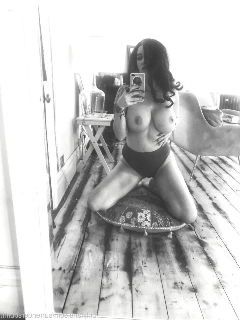 Madam Violet [ surrendersubmit ] Onlyfans leaked photo 15726644 on Hotleaks.tv