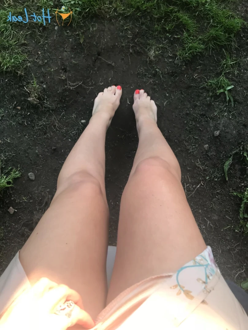 Madam Violet [ surrendersubmit ] Onlyfans leaked photo 15780696 on Hotleaks.tv