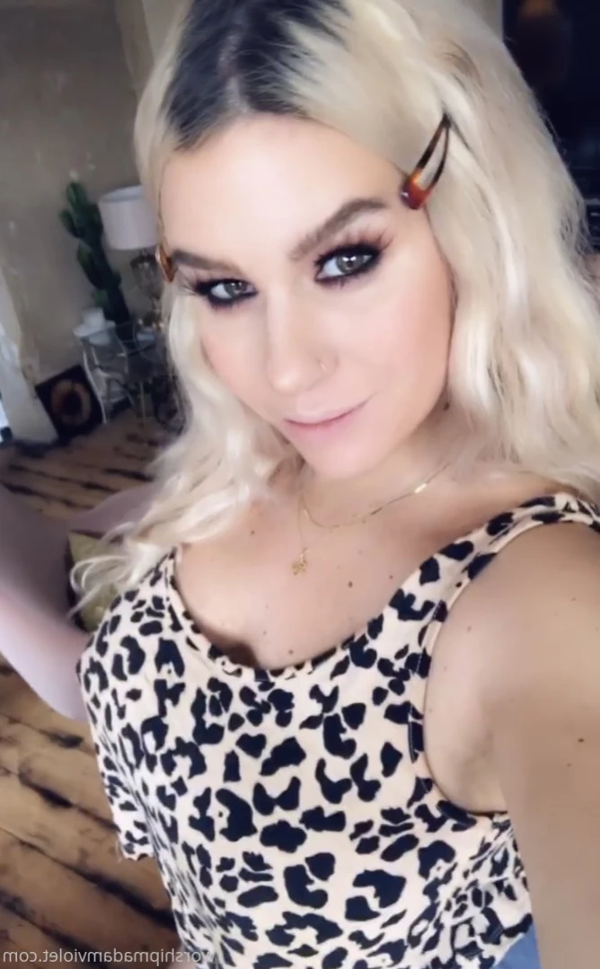 Madam Violet [ surrendersubmit ] Onlyfans leaked photo 15868654 on Hotleaks.tv