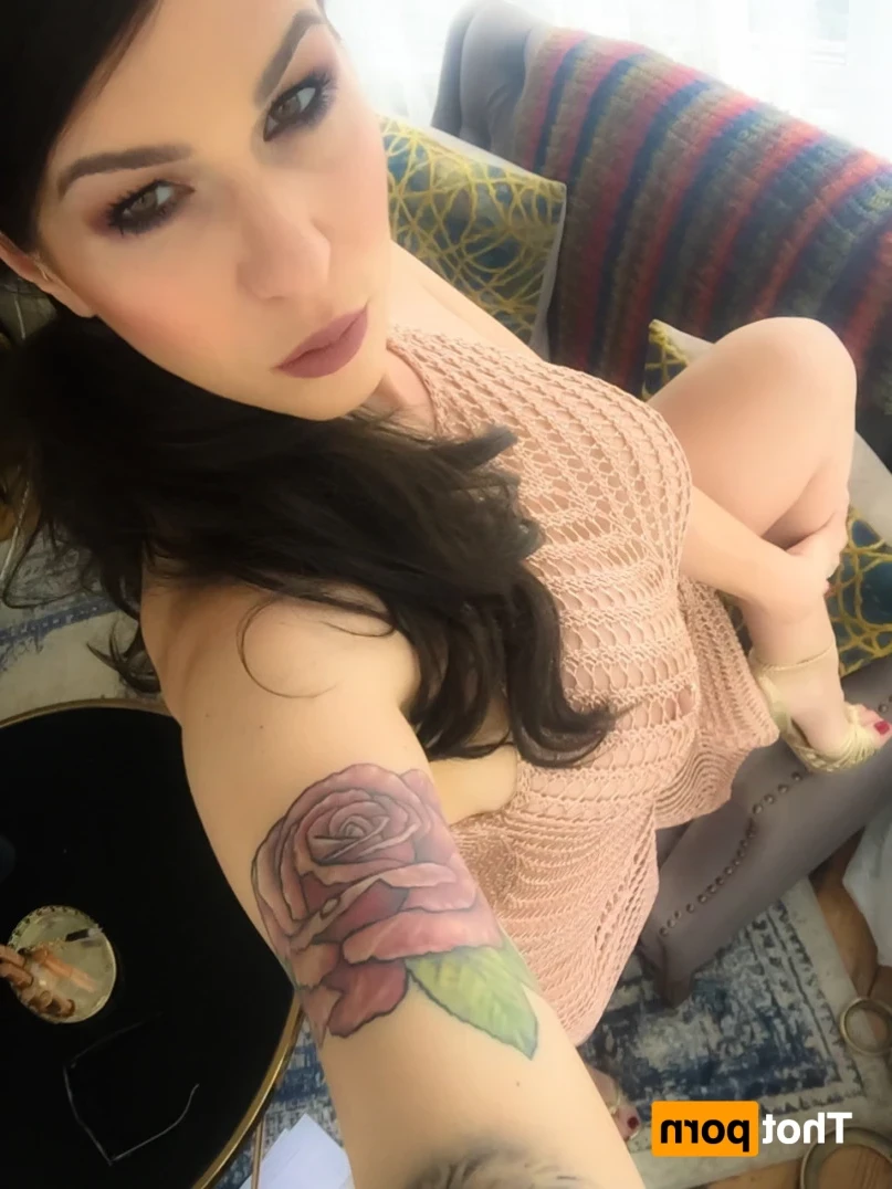 Madam Violet [ surrendersubmit ] Onlyfans leaked photo 16191754 on Hotleaks.tv