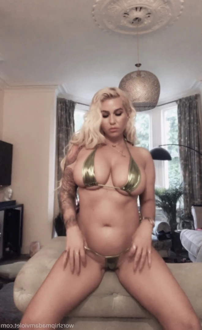 Madam Violet [ surrendersubmit ] Onlyfans leaked photo 16198162 on Hotleaks.tv