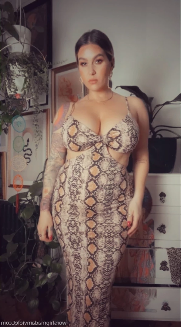 Madam Violet [ surrendersubmit ] Onlyfans leaked photo 16228649 on Hotleaks.tv
