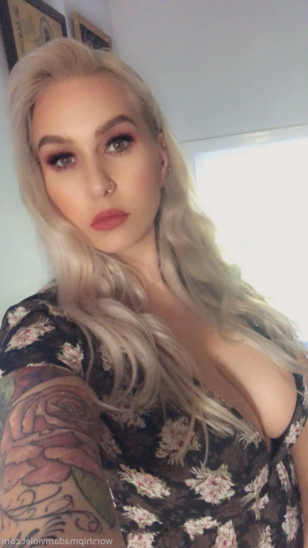 Madam Violet [ surrendersubmit ] Onlyfans leaked photo 16239181 on Hotleaks.tv