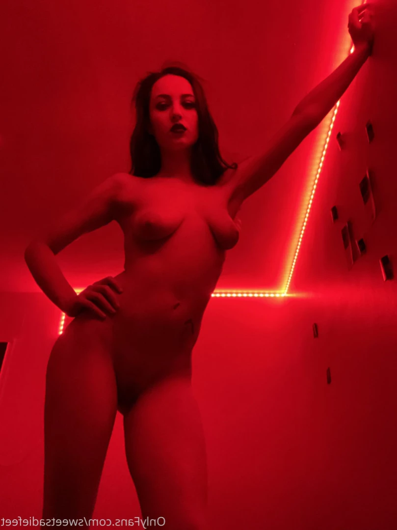 Sadie may [ sweetsadiefeet ] Onlyfans leaked photo 11406686 on Hotleaks.tv