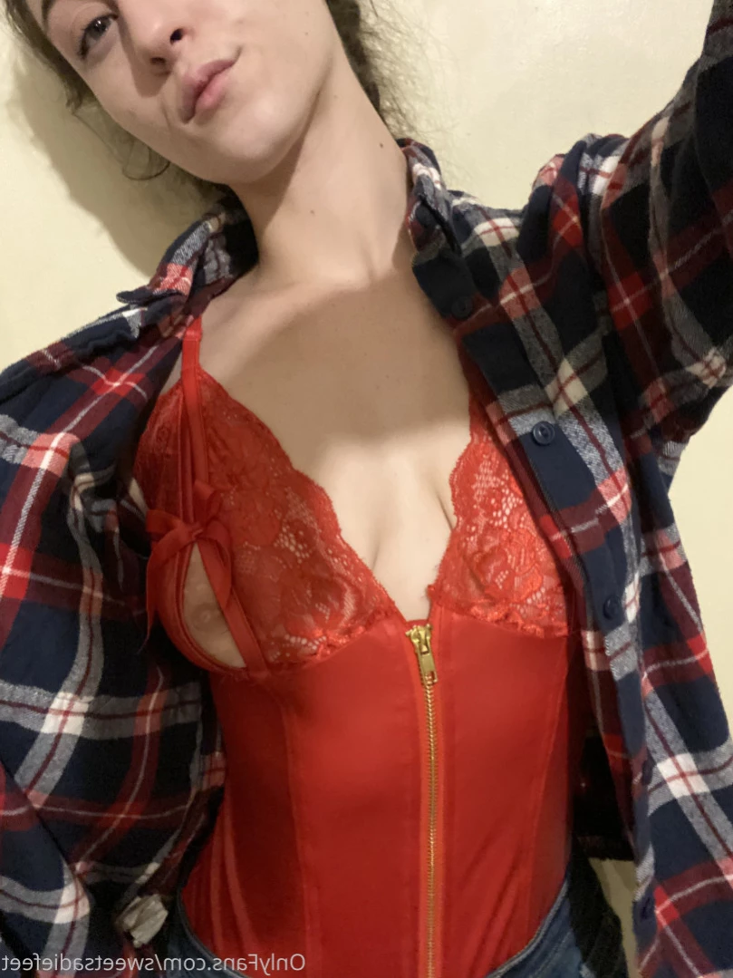Sadie may [ sweetsadiefeet ] Onlyfans leaked photo 14230213 on Hotleaks.tv