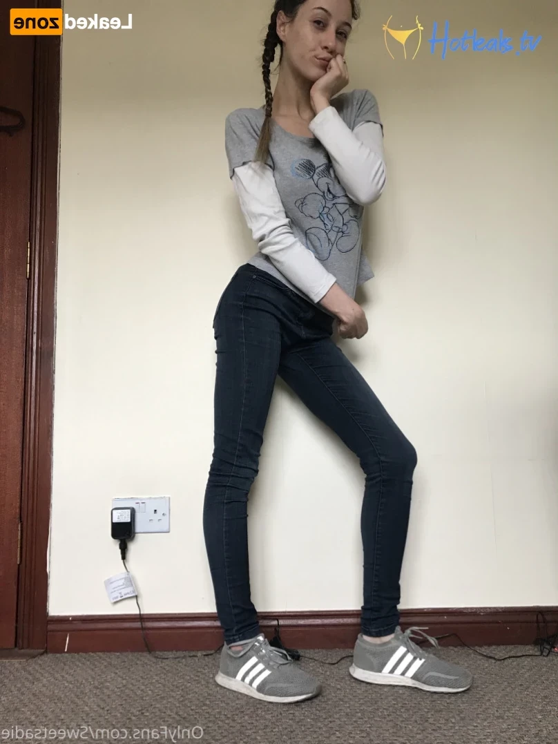 Sadie may [ sweetsadiefeet ] Onlyfans leaked photo 14623125 on Hotleaks.tv
