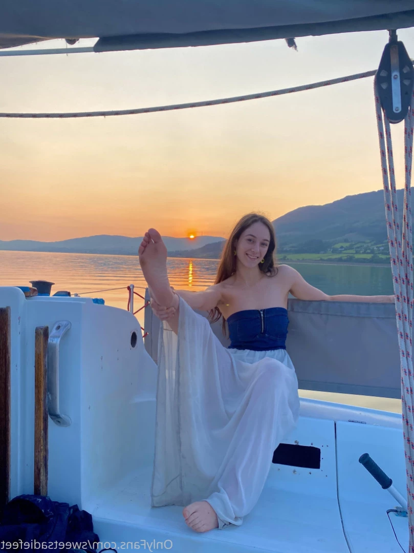 Sadie may [ sweetsadiefeet ] Onlyfans leaked photo 14629830 on Hotleaks.tv