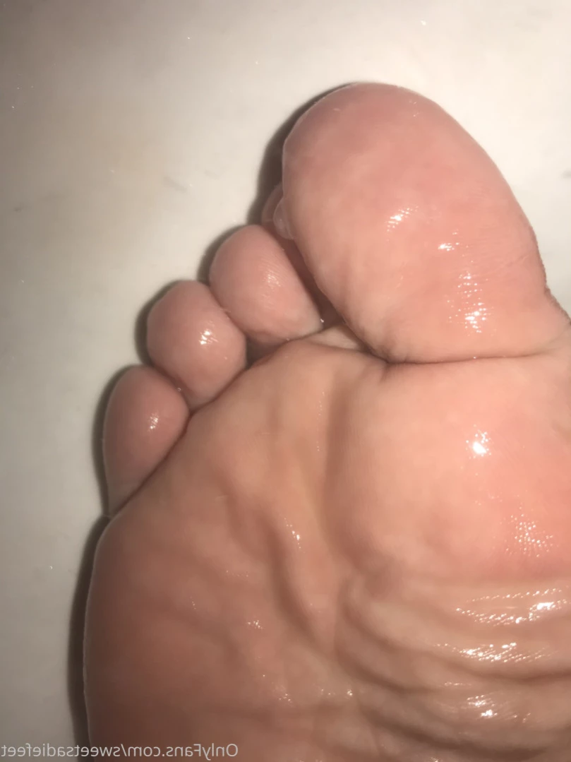 Sadie may [ sweetsadiefeet ] Onlyfans leaked photo 14630731 on Hotleaks.tv