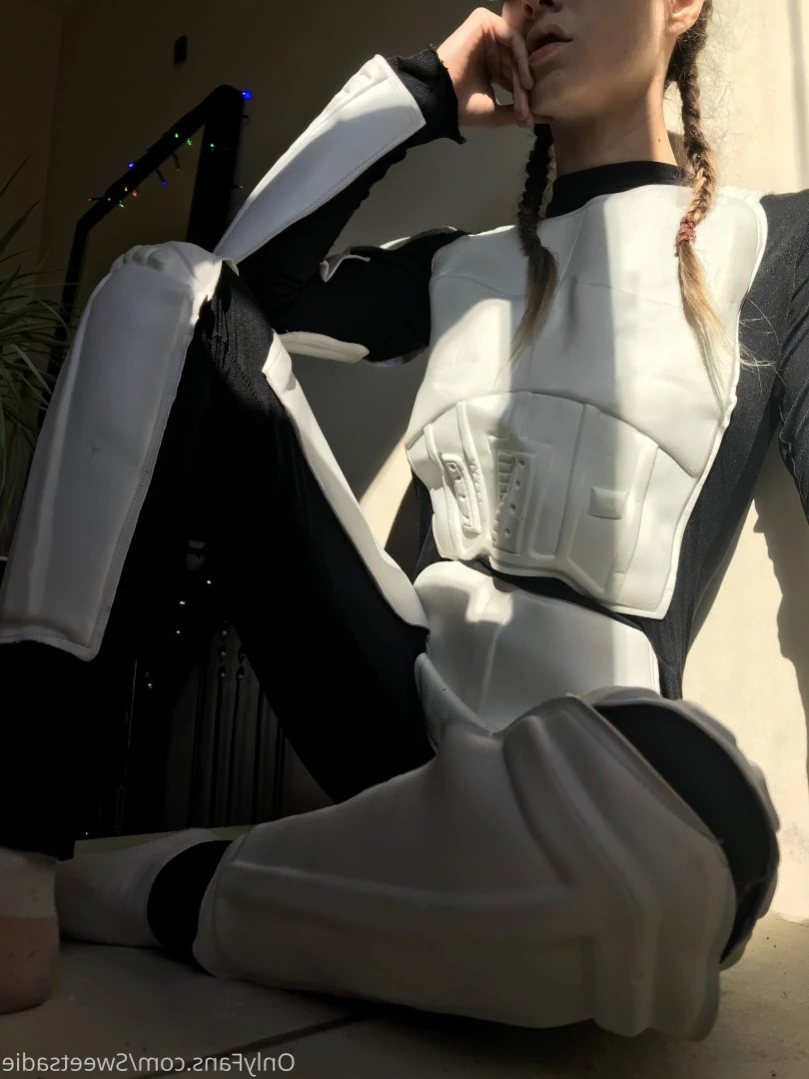 Sadie may [ sweetsadiefeet ] Onlyfans leaked photo 14705226 on Hotleaks.tv
