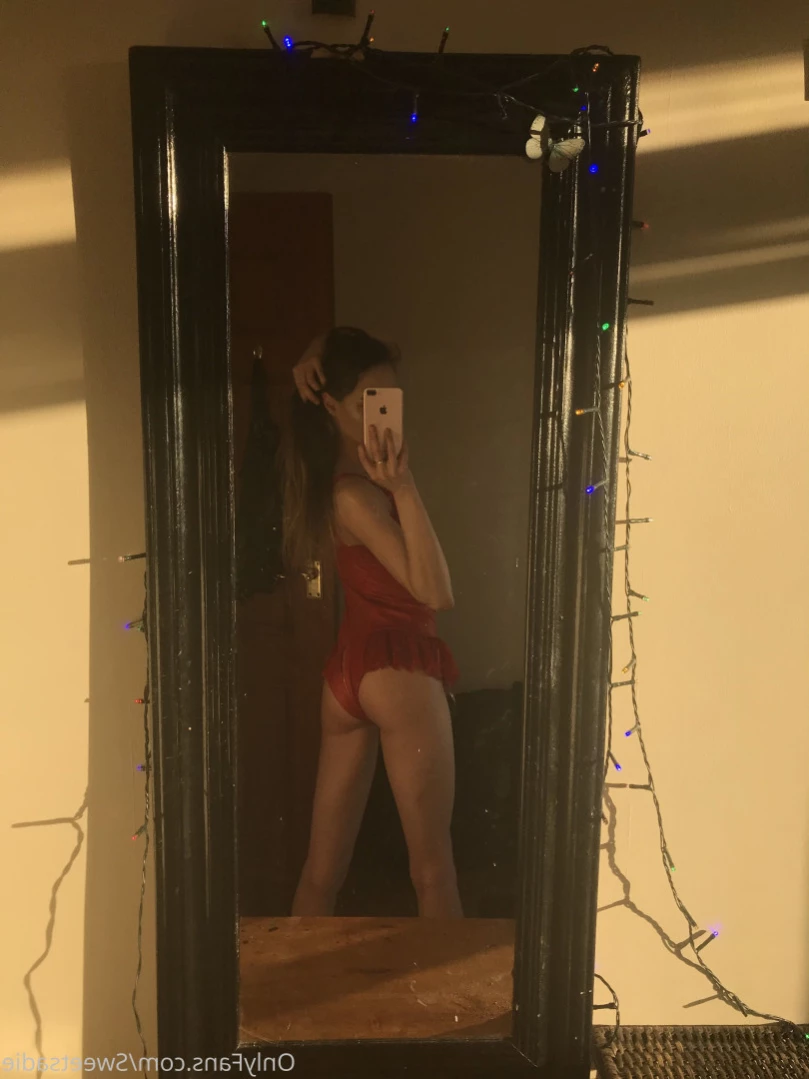 Sadie may [ sweetsadiefeet ] Onlyfans leaked photo 16230512 on Hotleaks.tv