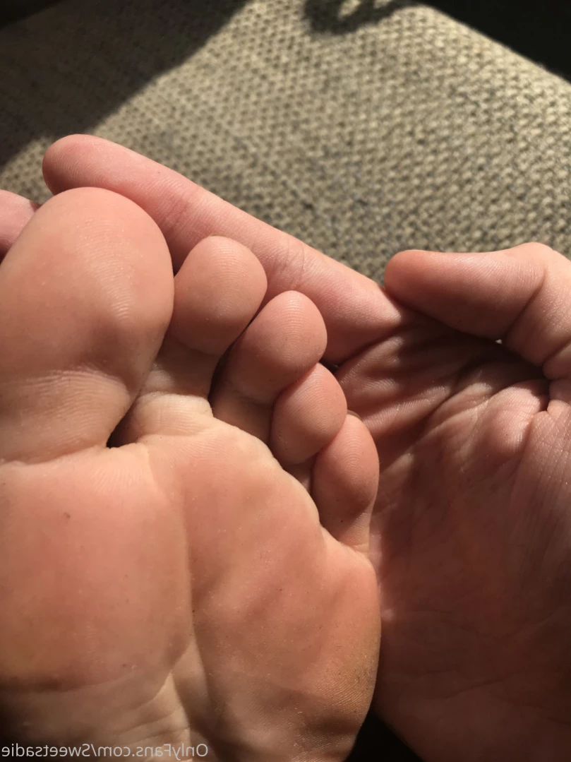 Sadie may [ sweetsadiefeet ] Onlyfans leaked photo 16236059 on Hotleaks.tv