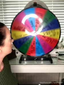 Tara may [ taramayxx ] Onlyfans leaked video 7948937 on Hotleaks.tv