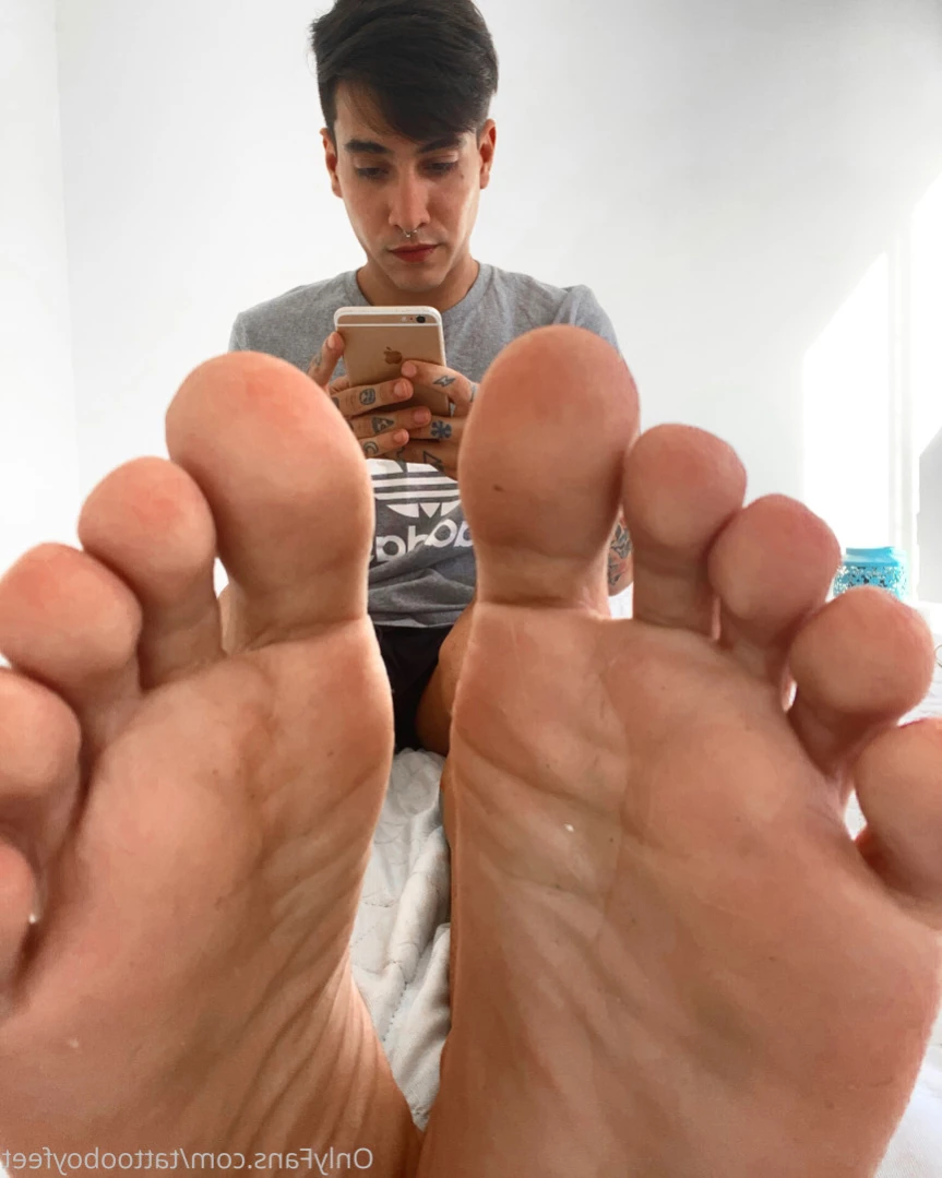 tattooboyfeet Onlyfans leaked photo 11845700 on Hotleaks.tv