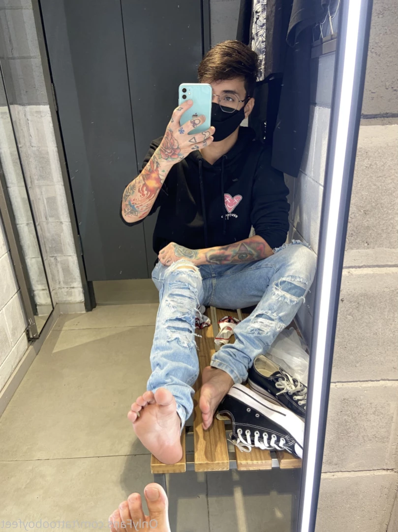 tattooboyfeet Onlyfans leaked photo 12165545 on Hotleaks.tv