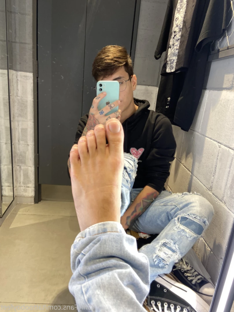 tattooboyfeet Onlyfans leaked photo 12971533 on Hotleaks.tv