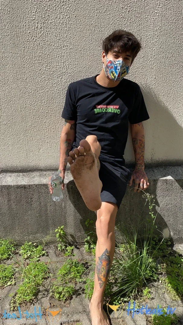 tattooboyfeet Onlyfans leaked photo 12980451 on Hotleaks.tv