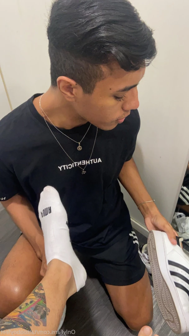 tattooboyfeet Onlyfans leaked photo 13101464 on Hotleaks.tv