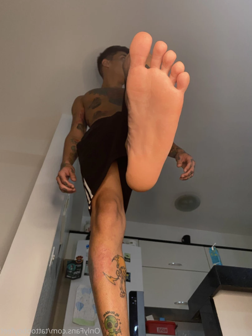 tattooboyfeet Onlyfans leaked photo 13306790 on Hotleaks.tv