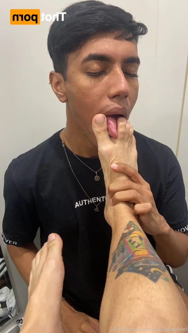 tattooboyfeet Onlyfans leaked photo 14331727 on Hotleaks.tv