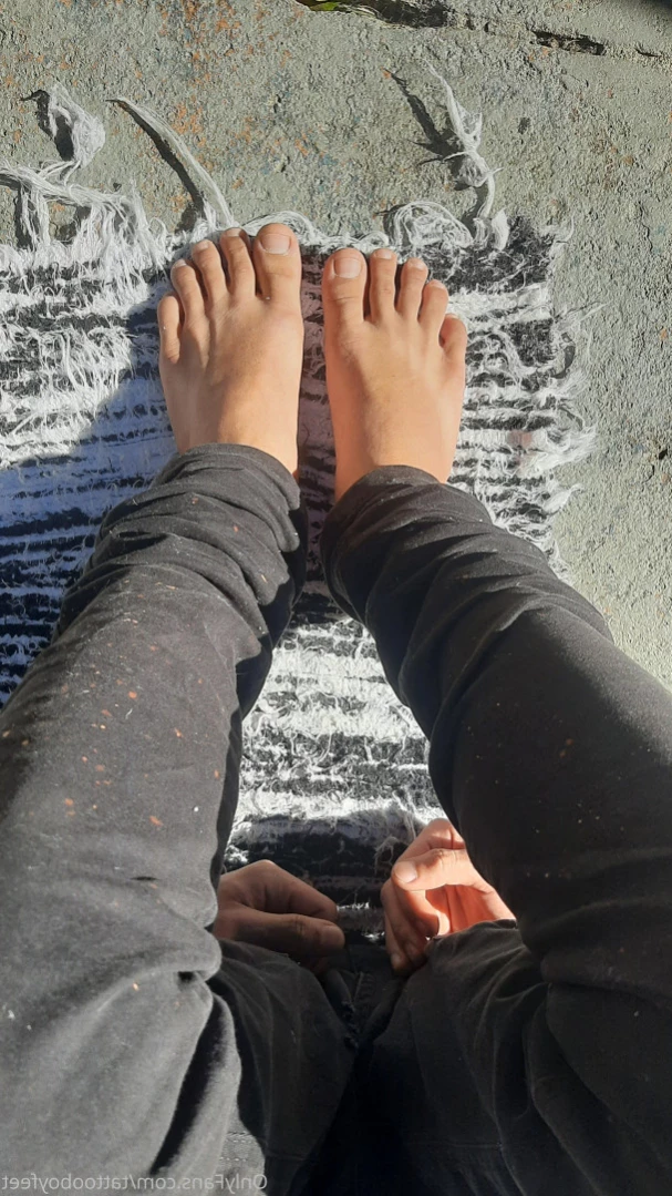tattooboyfeet Onlyfans leaked photo 14616636 on Hotleaks.tv