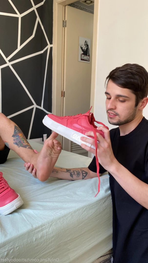 tattooboyfeet Onlyfans leaked photo 14652853 on Hotleaks.tv