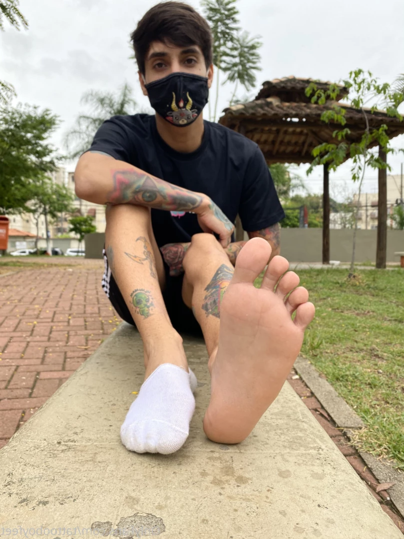 tattooboyfeet Onlyfans leaked photo 14800161 on Hotleaks.tv