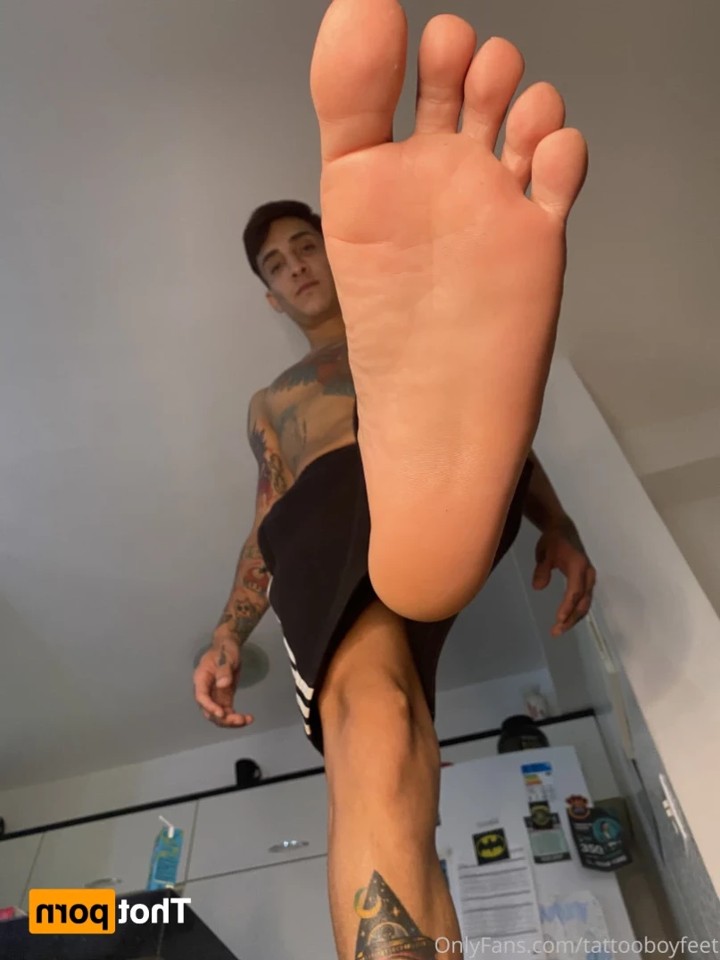 tattooboyfeet Onlyfans leaked photo 14802988 on Hotleaks.tv