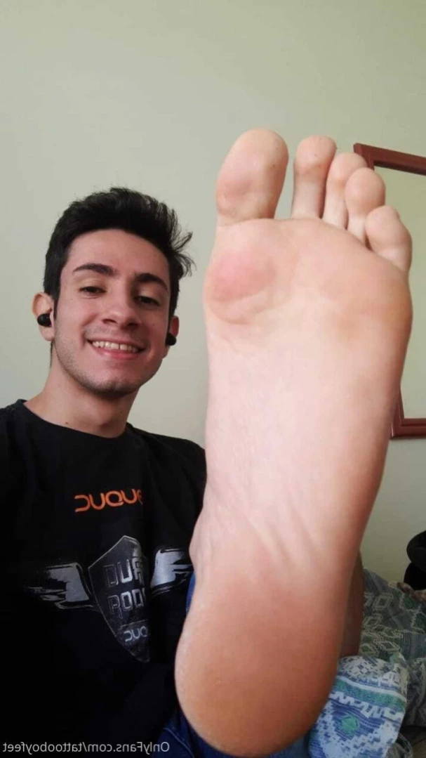 tattooboyfeet Onlyfans leaked photo 14871309 on Hotleaks.tv