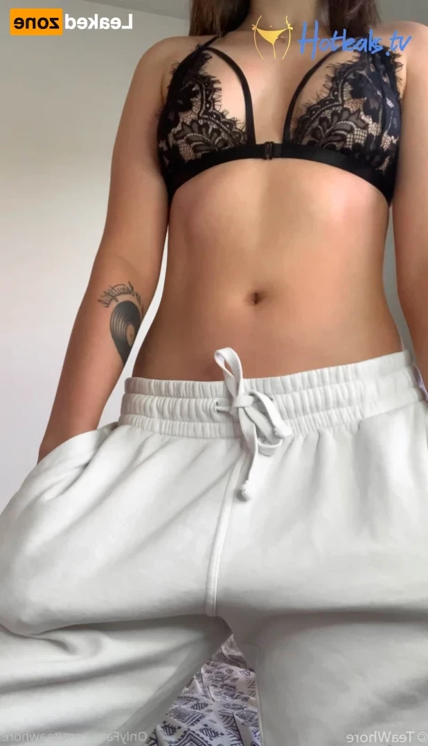 teawhorre Onlyfans leaked photo 13797723 on Hotleaks.tv