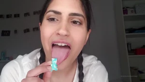 Big tongue daddy's girl and JOI queen 🥵🧸 [ thatdaddysgirl ] Onlyfans leaked video 7945551 on Hotleaks.tv