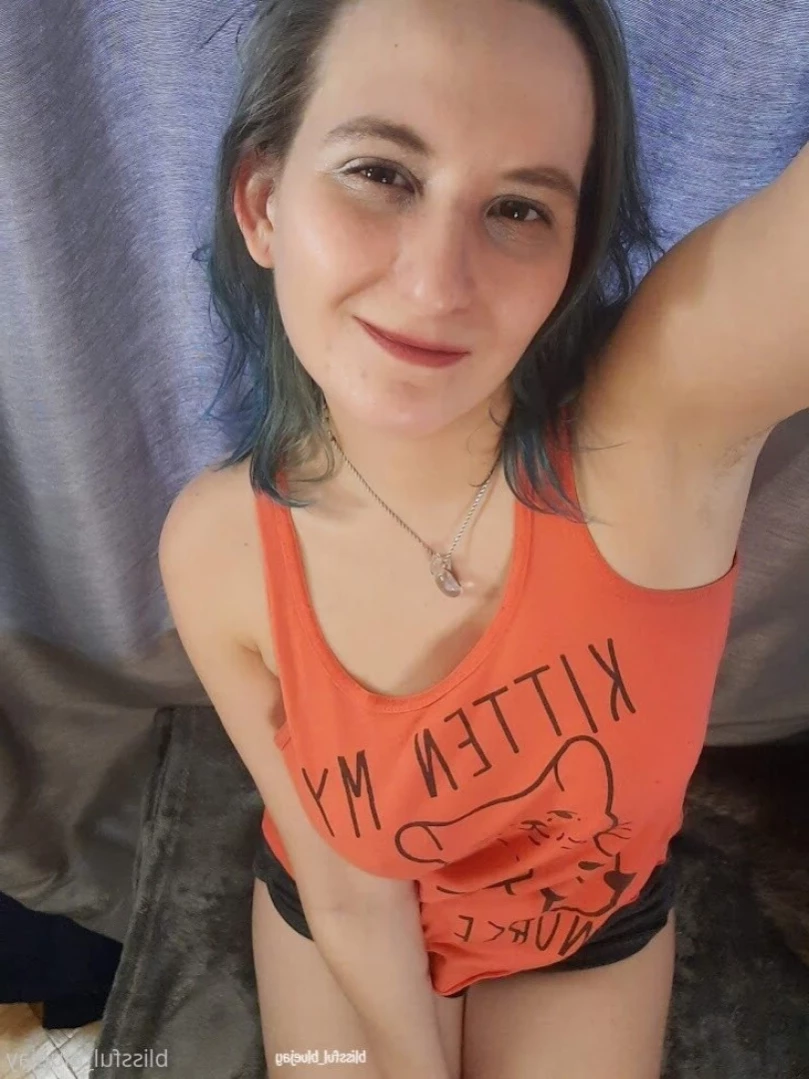Blissful_Bluejay [ the_blissful_bluejay ] Onlyfans leaked photo 13546565 on Hotleaks.tv