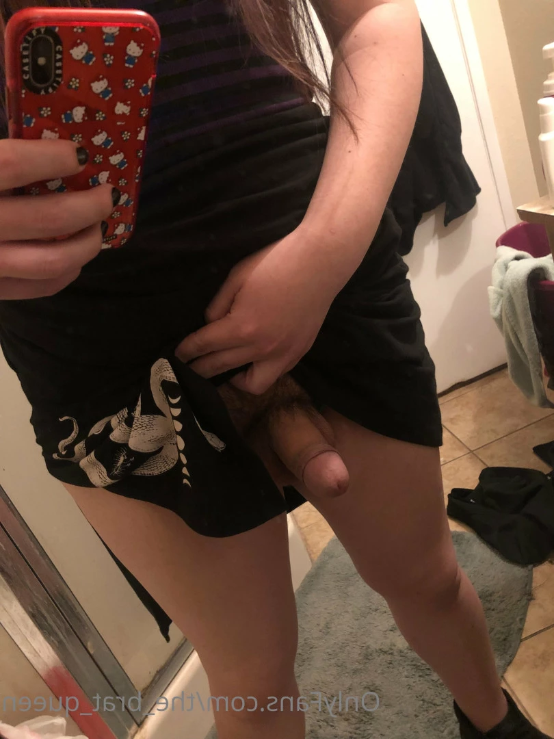 𝔱𝔥𝔢 𝔅𝔯𝔞𝔱 𝔔𝔲𝔢𝔢𝔫 🖤💀🏳️‍⚧️ [ the_brat_queen ] Onlyfans leaked photo 9069945 on Hotleaks.tv