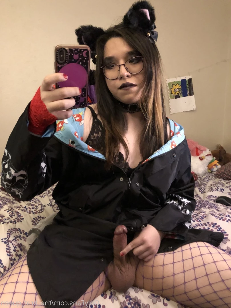𝔱𝔥𝔢 𝔅𝔯𝔞𝔱 𝔔𝔲𝔢𝔢𝔫 🖤💀🏳️‍⚧️ [ the_brat_queen ] Onlyfans leaked photo 9070146 on Hotleaks.tv