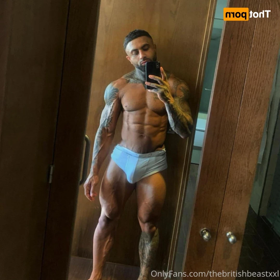 thebritishbeastxxl Onlyfans leaked photo 11855165 on Hotleaks.tv