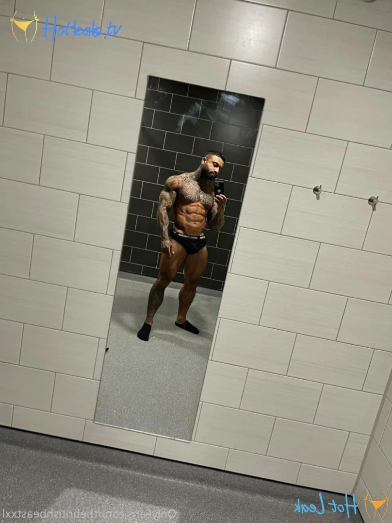thebritishbeastxxl Onlyfans leaked photo 13375741 on Hotleaks.tv