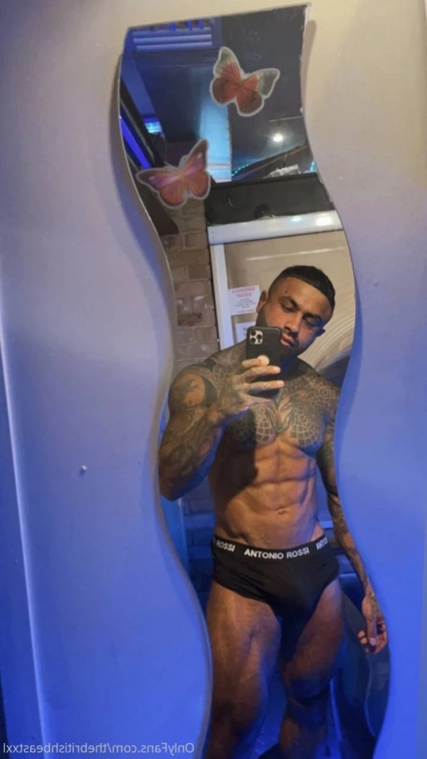 thebritishbeastxxl Onlyfans leaked photo 16081743 on Hotleaks.tv