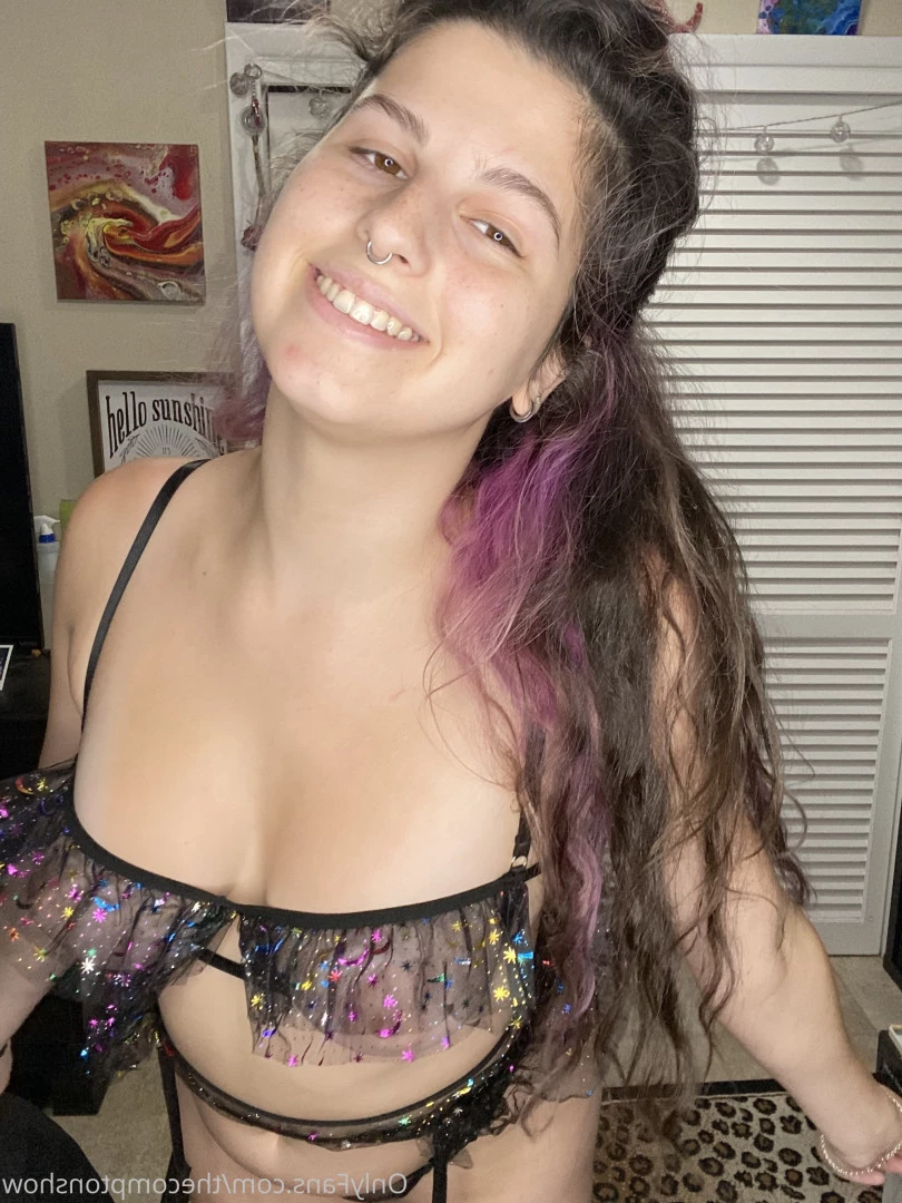 Alex Arabella  (ﾉ◕ヮ◕)ﾉ*:･ﾟ✧ [ alexarabellaa ] Onlyfans leaked photo 8856563 on Hotleaks.tv