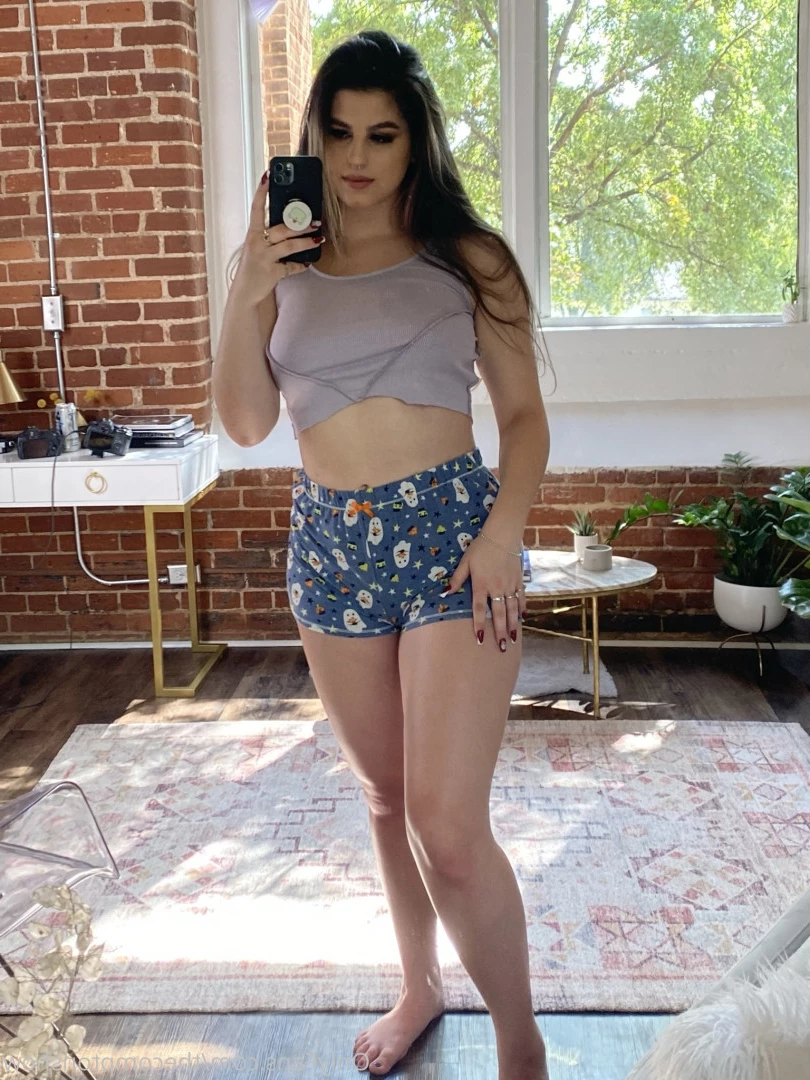 Alex Arabella  (ﾉ◕ヮ◕)ﾉ*:･ﾟ✧ [ alexarabellaa ] Onlyfans leaked photo 8858058 on Hotleaks.tv